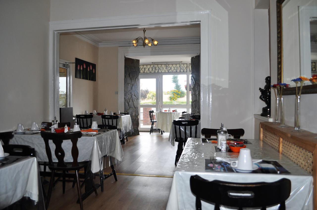 Swansea Bay Hotel Esterno foto